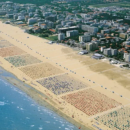Comfortable With Terrace-beahost Apartment Bibione